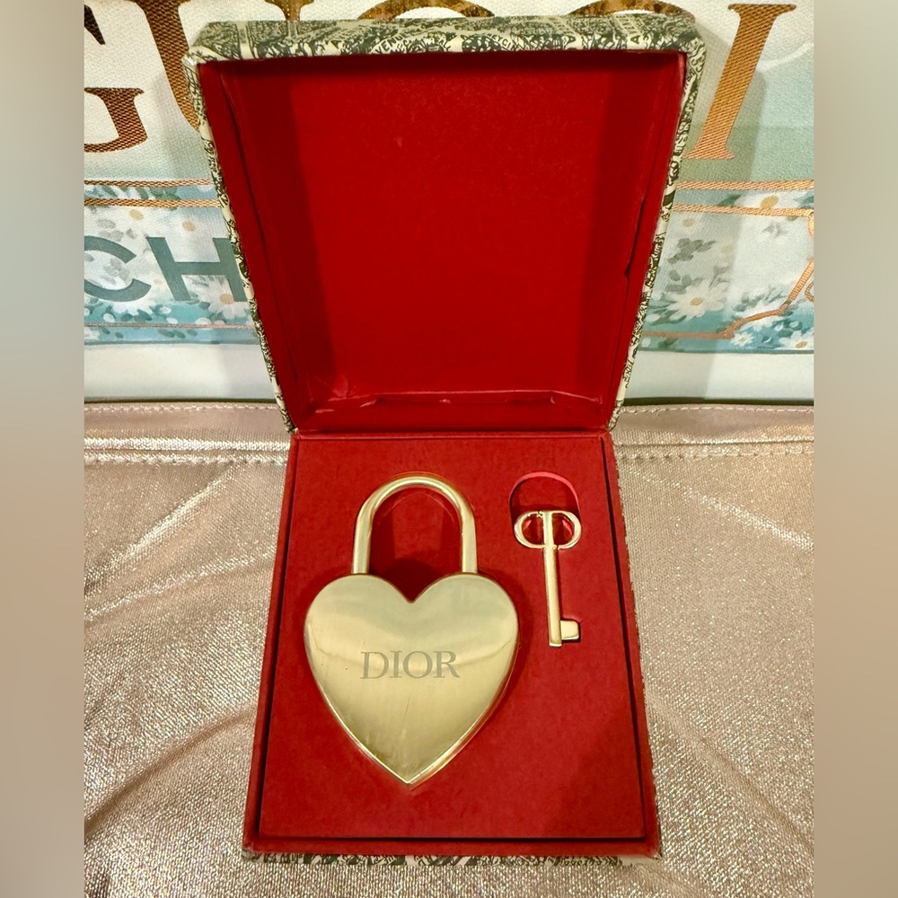 Dior Heart Padlock and Key in a Dior box. NEW! GWP